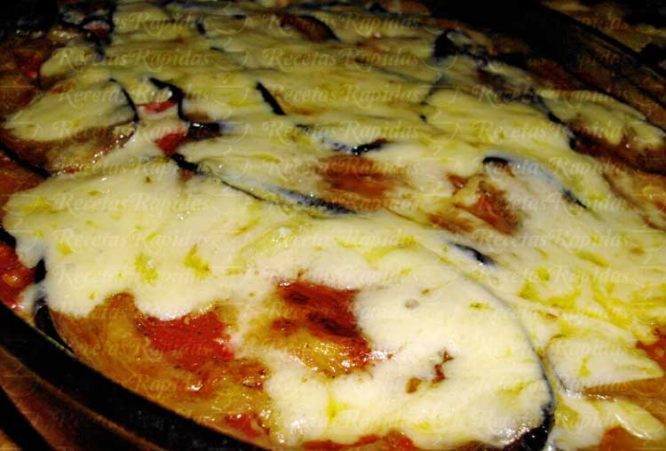 Cómo hacer Lasaña de Berenjenas con carne picada y queso