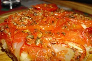 Torta de Tomate, Queso y Cebolla