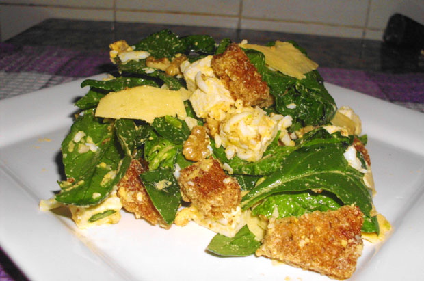 Ensalada de Espinacas con Queso