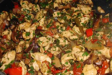 Salteado de Pollo y Hongos Shiitake