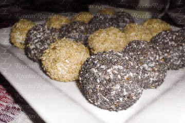 Trufas de Queso Crema y Roquefort