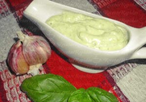 Mayonesa de Albahaca y Ajo receta fácil