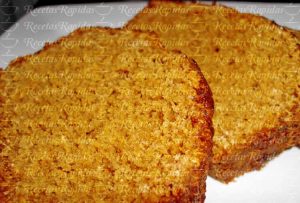 Cómo hacer pan de harina de maíz y miel