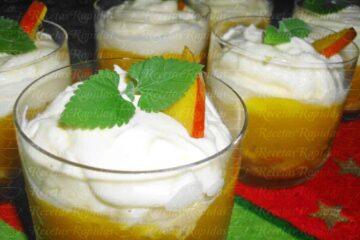 Vasitos de Mango y Crema de Leche