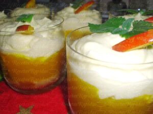 Vasitos de Mango y Crema de Leche