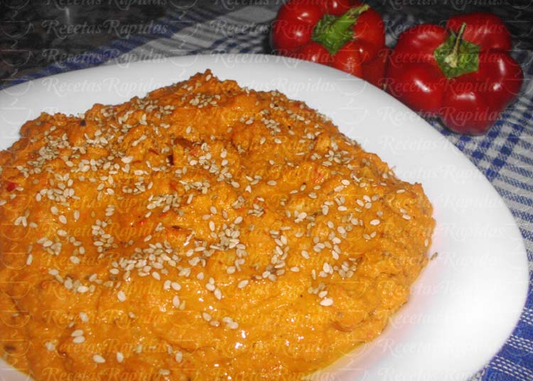 Hummus de Pimientos rojos asados